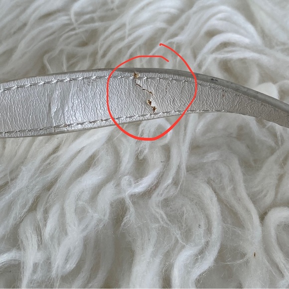 White and Gold Akdmks Purse NWT - Picture 13 of 16